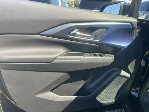 New 2026 Chevrolet Equinox EV LT image 11