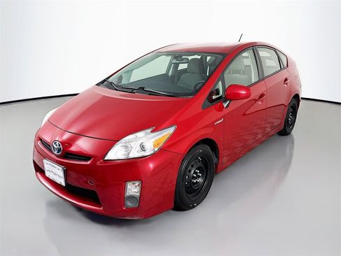 Used 2010 Toyota Prius Five image 1