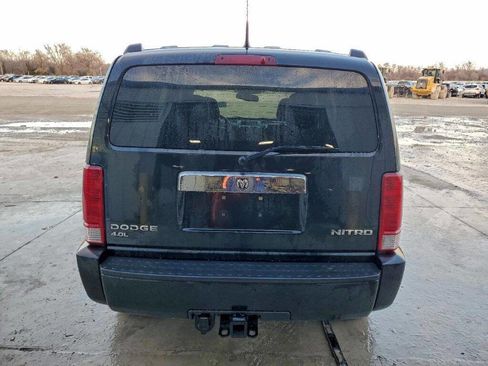 Used 2011 Dodge Nitro Shock w/ Chrome Accents Group image 5