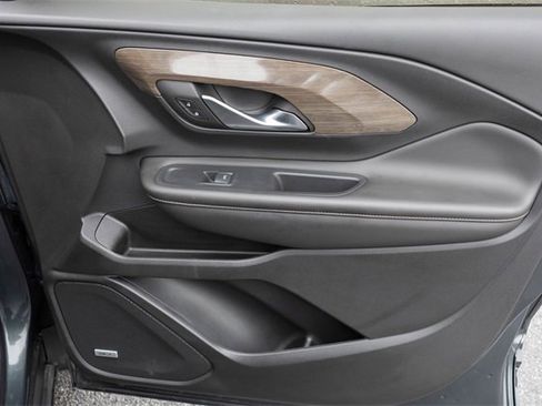 Used 2022 GMC Terrain Denali w/ Denali Premium Package image 20