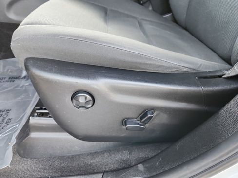 Used 2014 Jeep Grand Cherokee Laredo w/ Quick Order Package 23E image 14