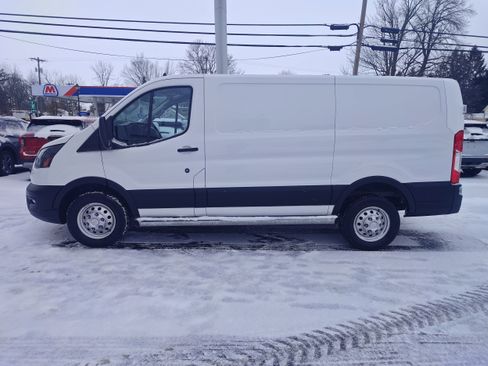Used 2023 Ford Transit 250 Low Roof AWD w/ Exterior Upgrade Package image 1