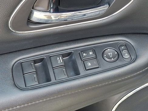 Used 2021 Honda HR-V EX-L image 22