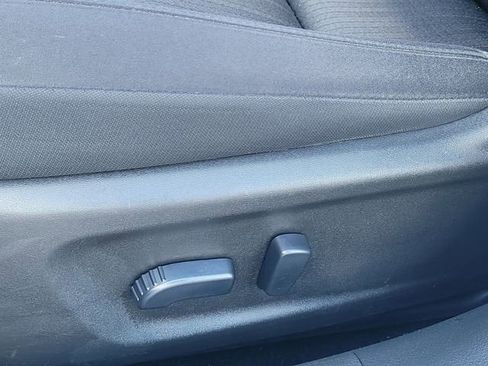Used 2024 Nissan Altima 2.5 SV FWD image 19
