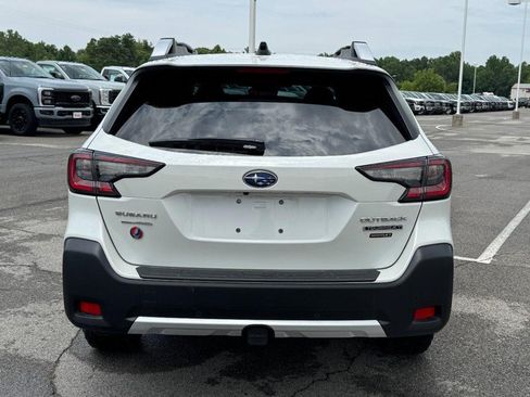 Used 2023 Subaru Outback Touring XT AWD/4WD image 4