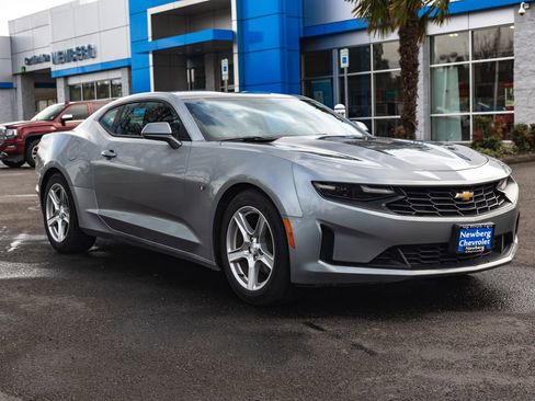 Used 2023 Chevrolet Camaro LT image 7