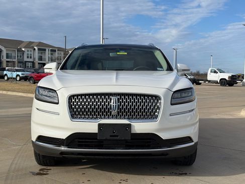 Used 2022 Lincoln Nautilus Reserve w/ Cargo Utility Package image 2