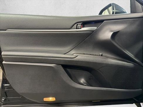 Used 2023 Toyota Camry XSE image 10