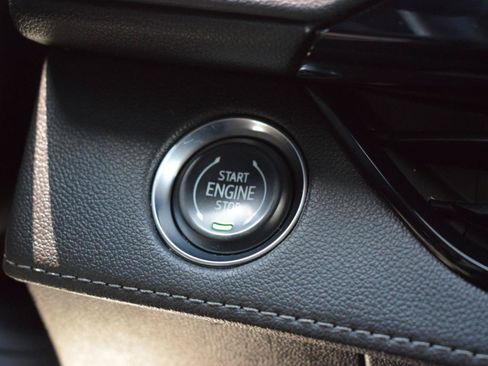 Used 2025 Buick Enclave Preferred w/ LPO, Floor Liner Package FWD image 27