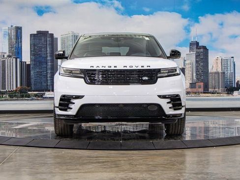 New 2026 Land Rover Range Rover Velar Dynamic SE image 3