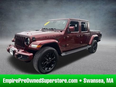 Used 2021 Jeep Gladiator Overland image 1