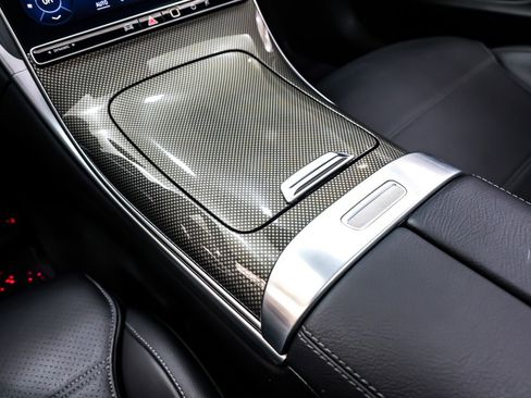 Used 2023 Mercedes-Benz C 300 Sedan image 6