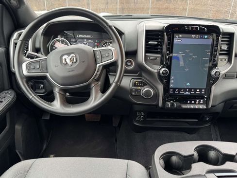 Used 2024 RAM 2500 Big Horn w/ Safety Group image 16