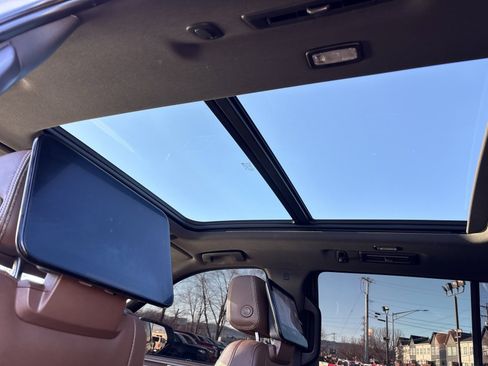 Used 2021 Chevrolet Tahoe High Country image 26