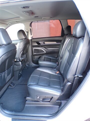 Used 2022 Kia Telluride EX w/ EX Premium Package FWD image 21