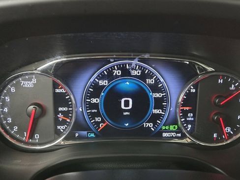 Used 2018 GMC Acadia Denali w/ LPO, Cargo Package image 10