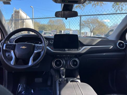 Used 2025 Chevrolet Blazer LT image 29