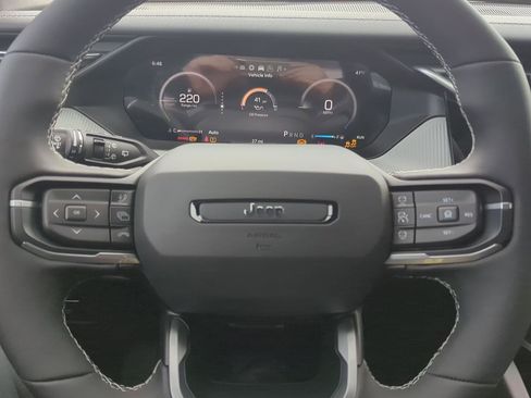 New 2026 Jeep Cherokee Laredo image 15