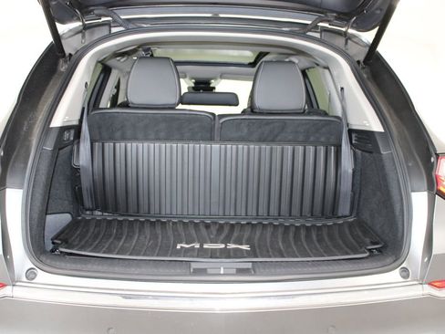 Used 2023 Acura MDX SH-AWD w/ Technology Package image 14