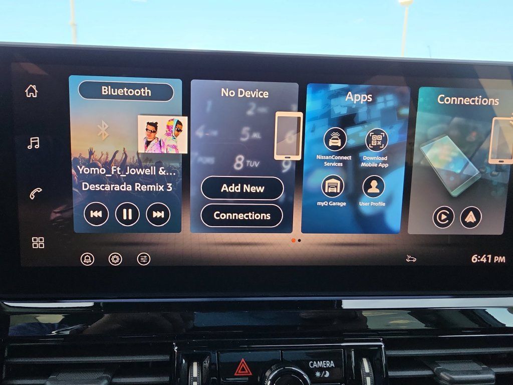 New 2026 Nissan Pathfinder SL FWD image 18