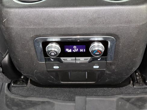 Used 2021 GMC Yukon Denali image 14