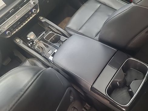 Certified 2023 Kia Telluride S w/ S Sunroof Package AWD/4WD image 18