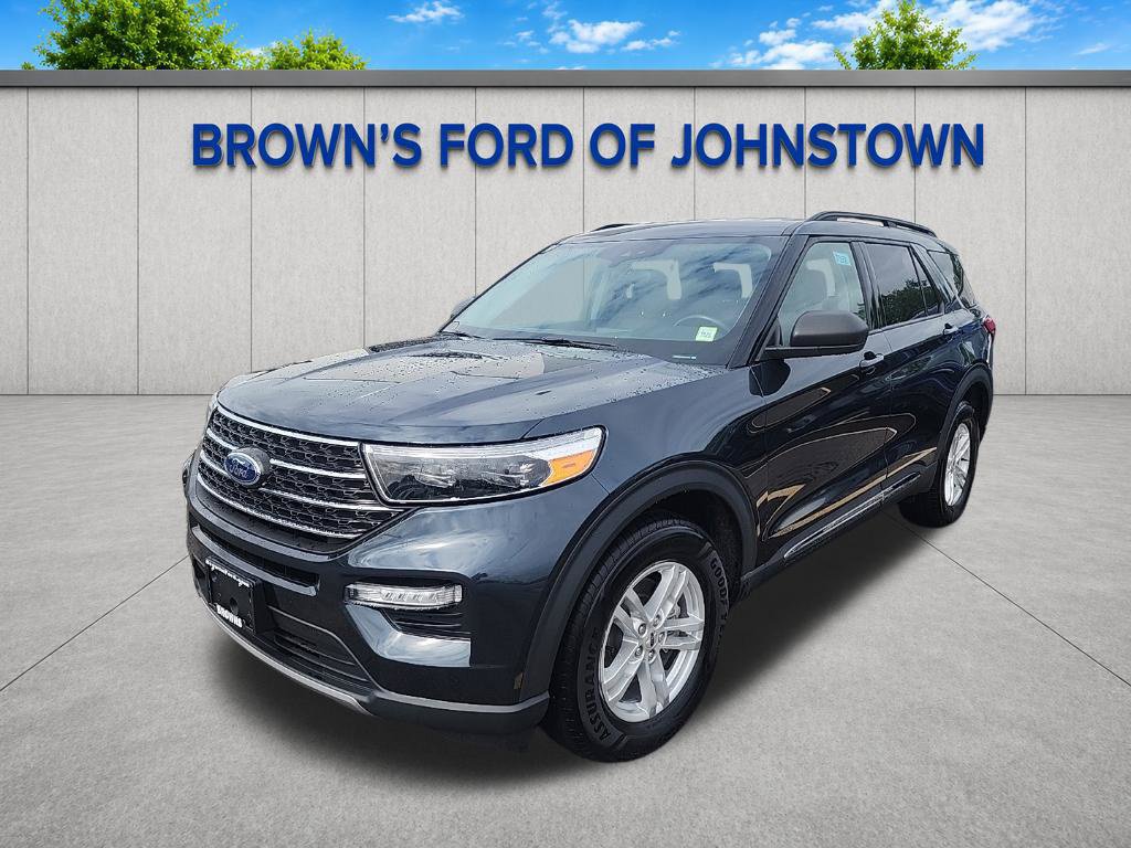 Used 2023 Ford Explorer XLT w/ Equipment Group 202A AWD/4WD image 4
