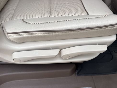 Used 2022 GMC Yukon XL Denali image 48