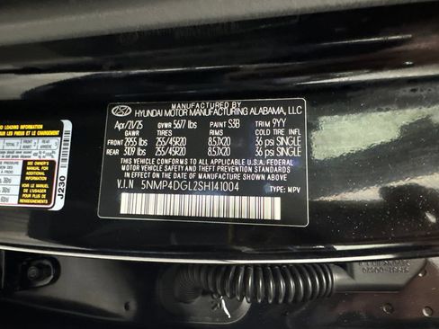 Used 2025 Hyundai Santa Fe Limited AWD/4WD image 40