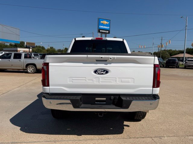 Used 2025 Ford F150 Lariat w/ Equipment Group 501A Mid AWD/4WD image 5