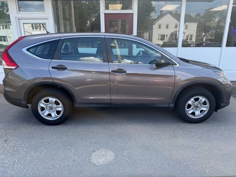 Used 2013 Honda CR-V LX image 2