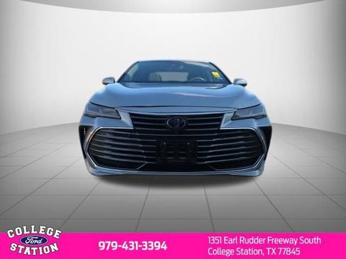 Used 2020 Toyota Avalon Limited w/ Advanced Safety Package FWD image 2