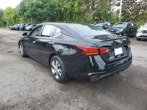 Certified 2023 Nissan Altima 2.5 S FWD image 3