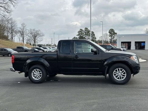 Used 2014 Nissan Frontier SV image 24