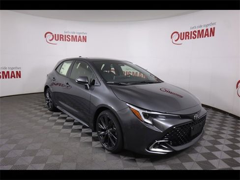 Used 2025 Toyota Corolla XSE image 14