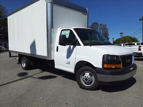 New 2024 GMC Savana 4500 w/ Power Convenience Package image 2