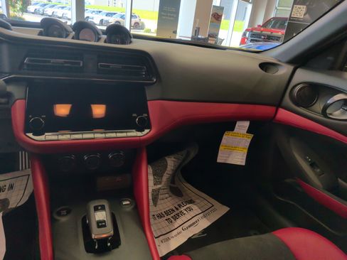 Used 2024 Nissan Z Performance w/ Floor Mat Package RWD image 12
