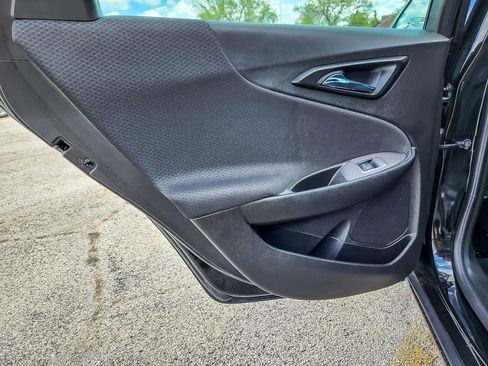Used 2022 Chevrolet Malibu LT FWD image 17