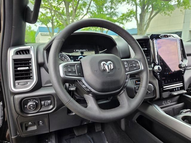 Used 2025 RAM 1500 Big Horn AWD/4WD image 11