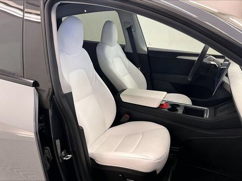 Used 2023 Tesla Model Y Performance AWD/4WD image 6
