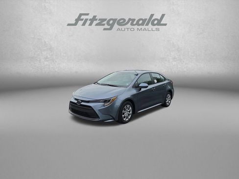 Used 2026 Toyota Corolla LE FWD image 3