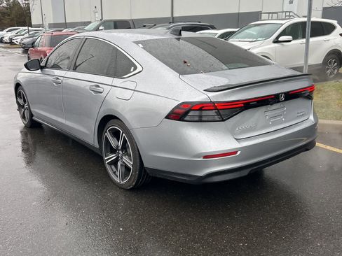 Used 2023 Honda Accord Sport image 3