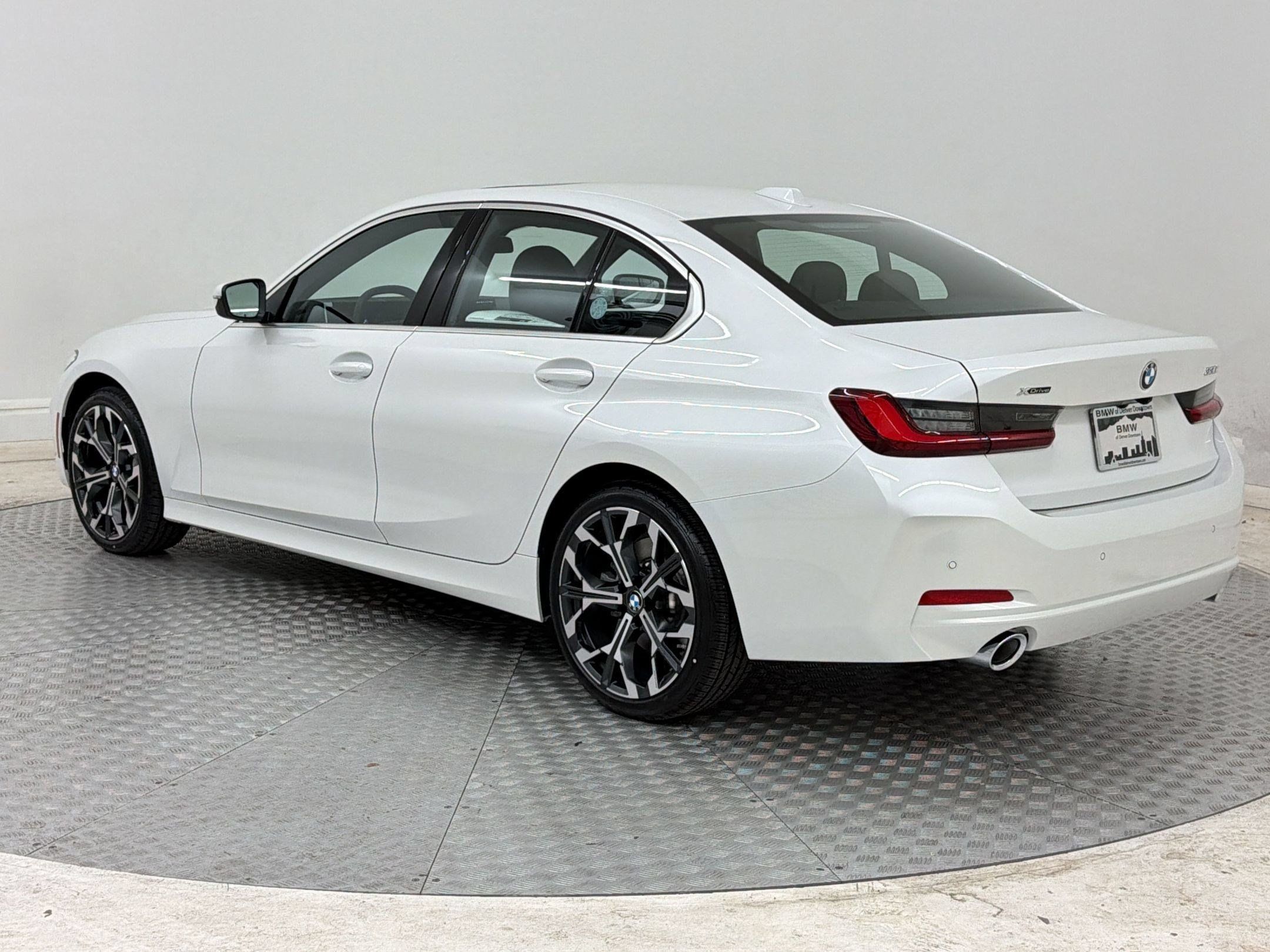 Used 2026 BMW 330i xDrive Sedan w/ Premium Package AWD/4WD image 3