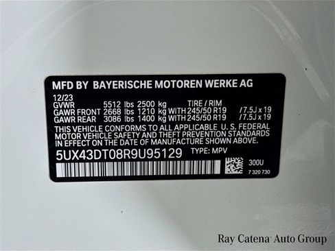 Used 2024 BMW X4 M40i w/ Premium Package image 34