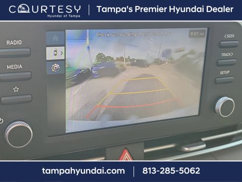 Certified 2025 Hyundai Elantra Sport image 27