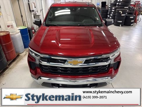 Used 2023 Chevrolet Silverado 1500 LT image 30