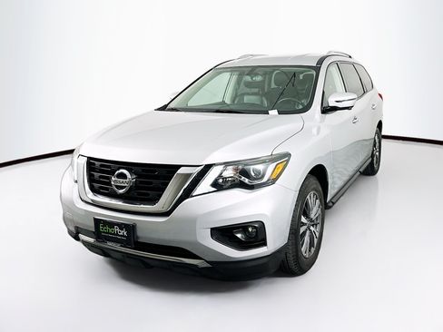 Used 2019 Nissan Pathfinder SL AWD/4WD image 3
