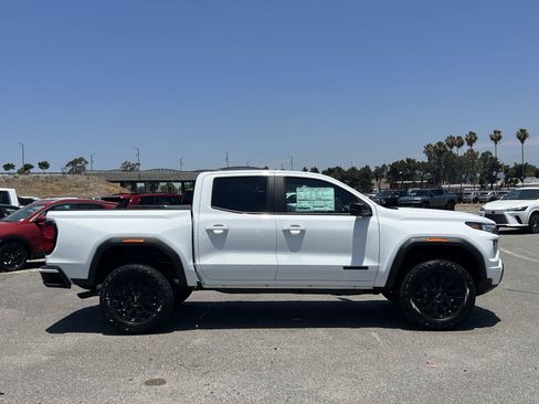New 2026 GMC Canyon Elevation w/ LPO, Black Badging Package RWD image 2