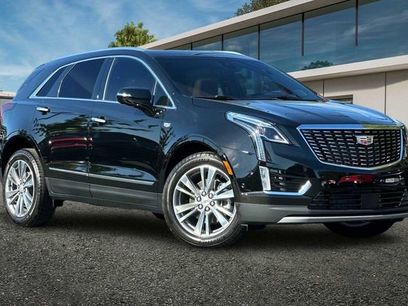 New 2025 Cadillac XT5 Premium Luxury w/ Technology Package