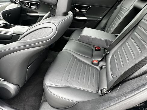 Certified 2026 Mercedes-Benz GLC 300 image 24